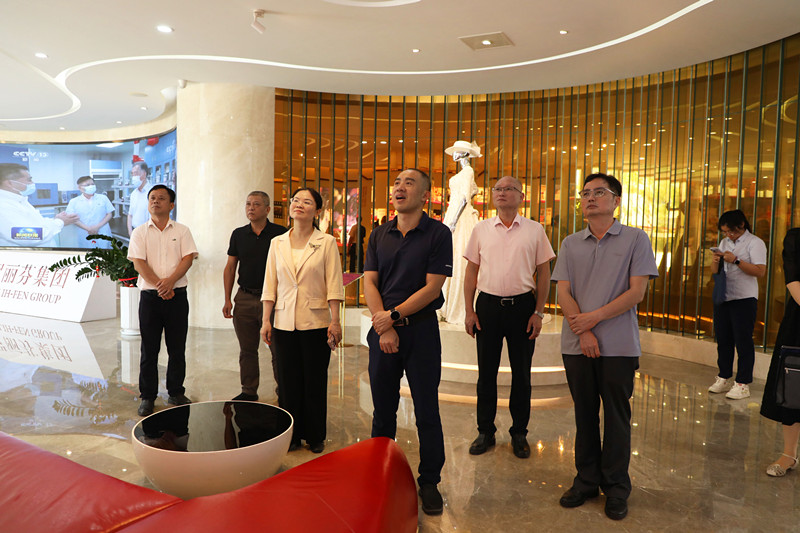 CG2A2517_副本.jpg CG2A2517_副本.jpg